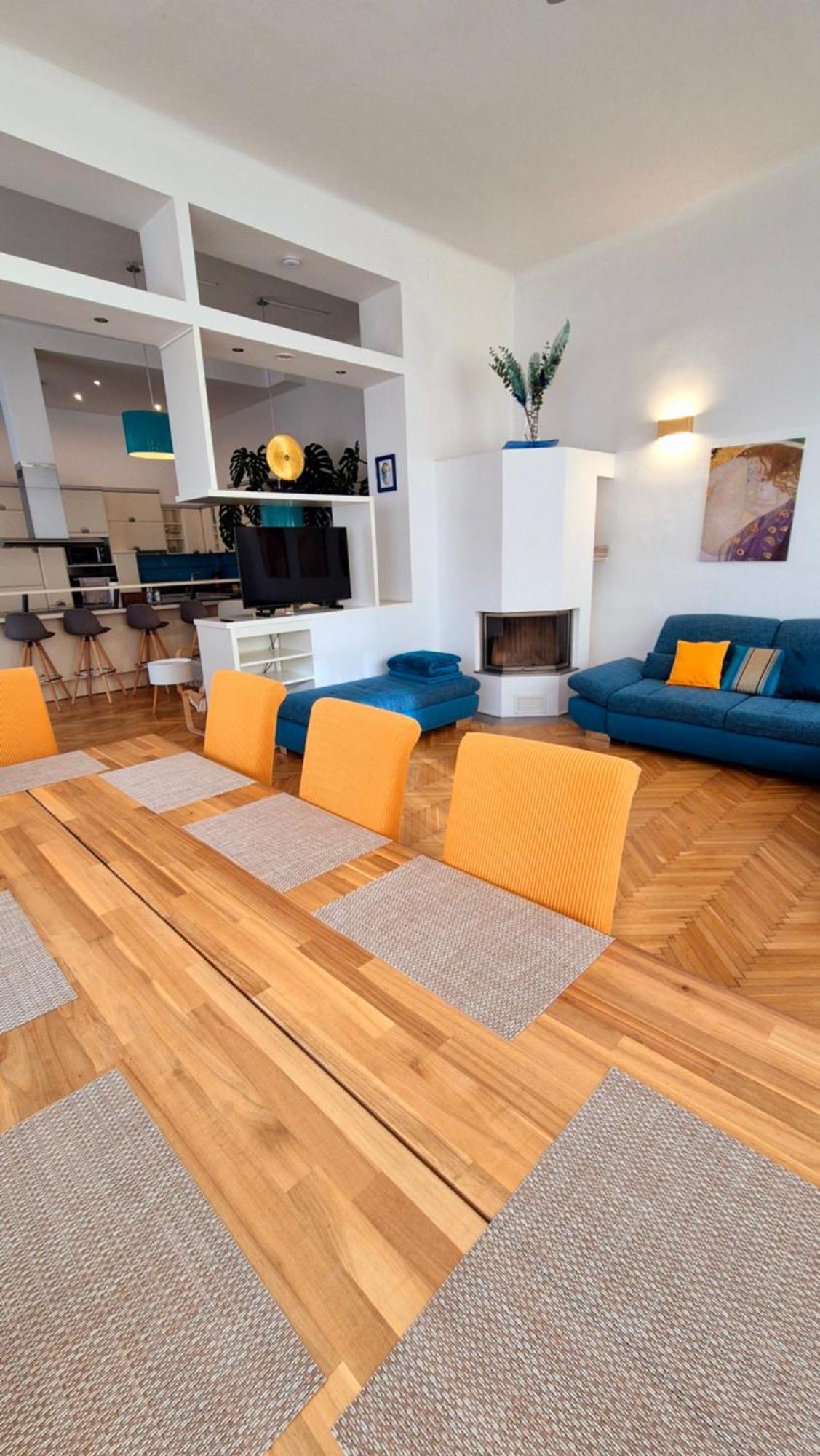 Sunny And Spacious Near Centre * Wien